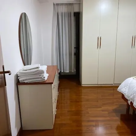 Downtown 2 Bedroom Ac Wifi Appartement Tirana