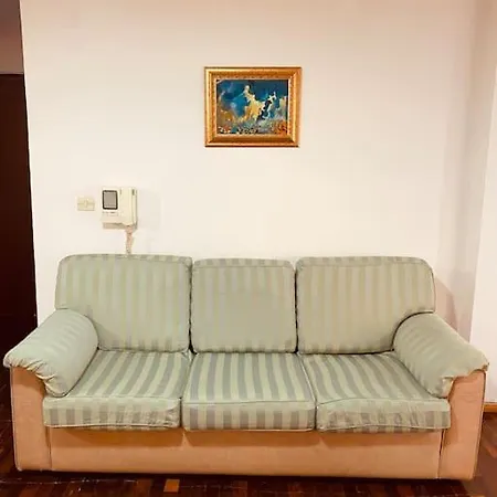 Appartement Downtown 2 Bedroom Ac Wifi *